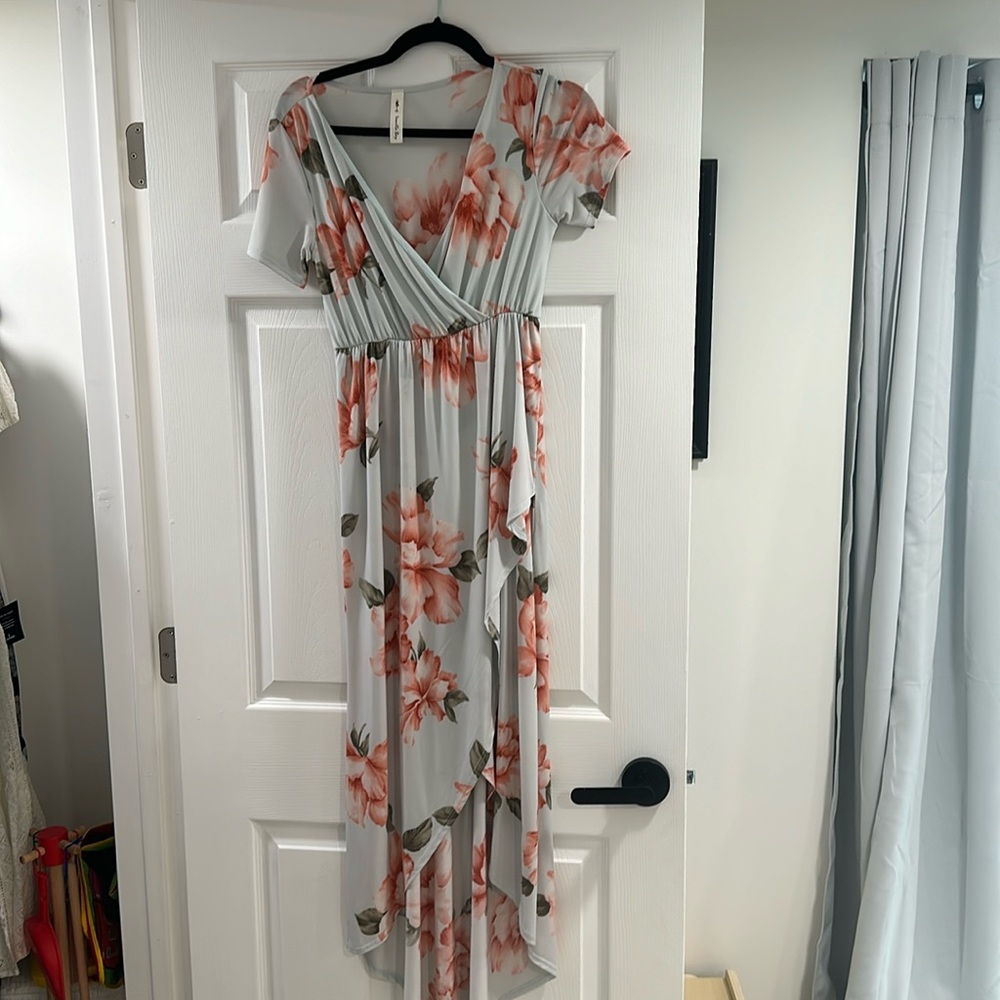Floral maxi dress. Worn once!